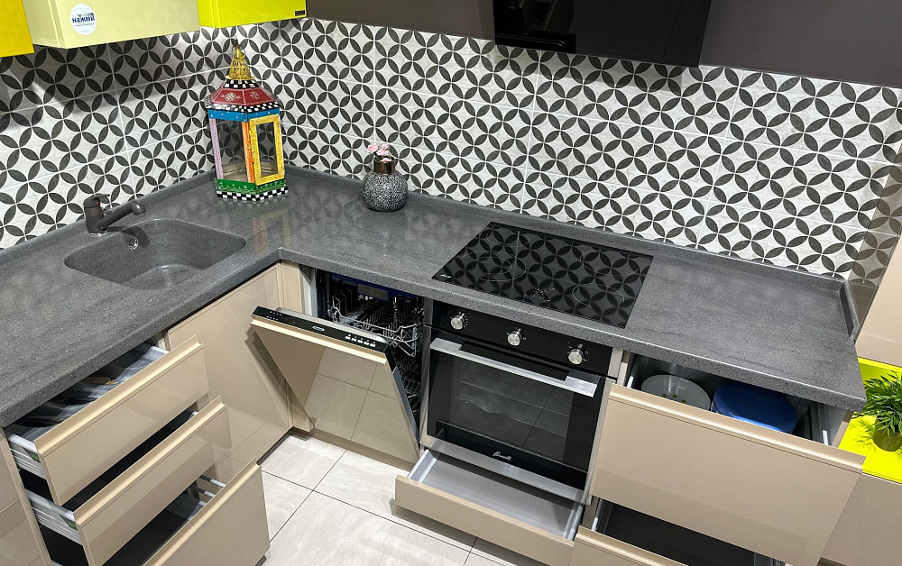 Кухня Ричард угловая / г.Люберцы